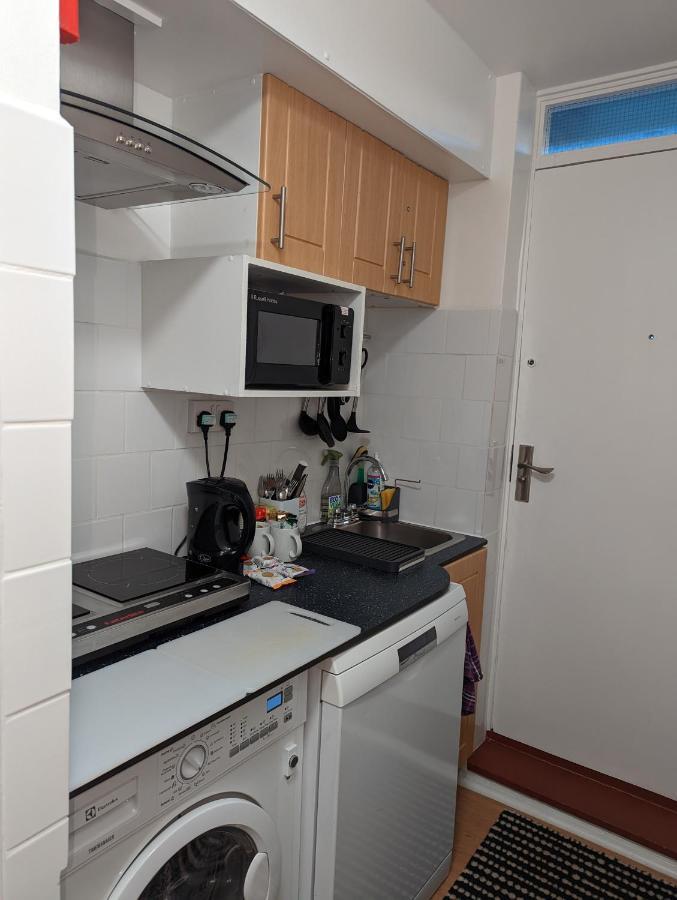 Beautiful Independent Apartment In London Uk Kültér fotó